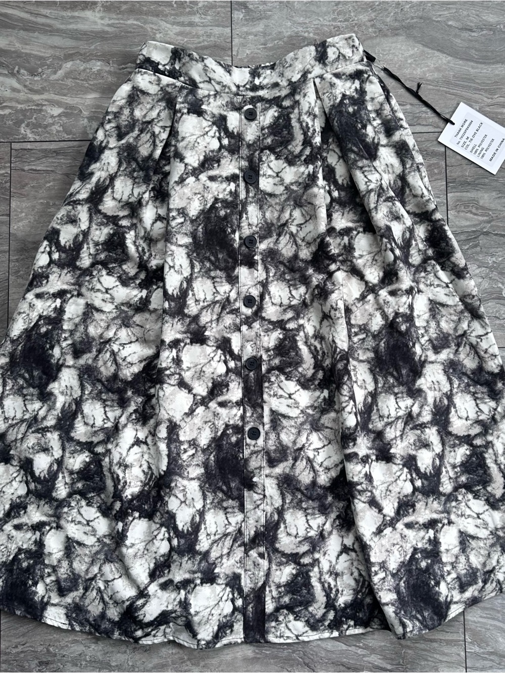 Thank More Women's Midi Skirt‎ Size M Black White Tie Dye Button NWT 0048